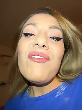 emmasweett11 online show from 17, 4, 2026