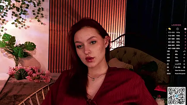 Snapshot of GildedKitten chatting on 28, 2, 2026 GildedKitten online show from 28, 2, 2026