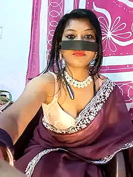 Snapshot of Horny_Ishika chatting on 19, 10, 2025 Horny Ishika online show from 19, 10, 2025