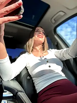  JessyRey  online show from 28, 10, 2025