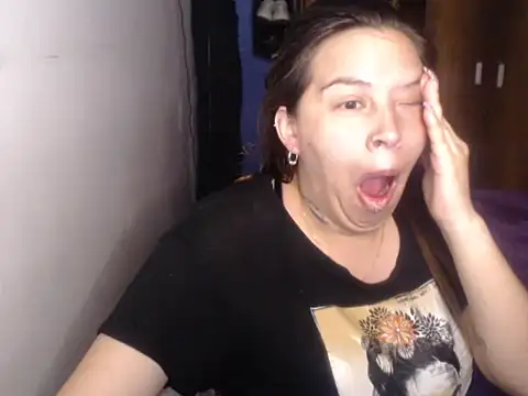 cloequeen15 online show from 28, 2, 2026