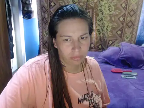 cloequeen15 online show from 3, 5, 2026