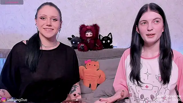 Threesomebabes online show from 16, 5, 2026
