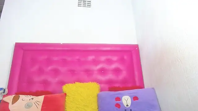 LoloQueen5 online show from 4, 4, 2026