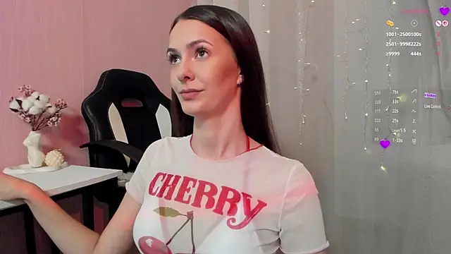 Monica Velvet online show from 11, 9, 2025