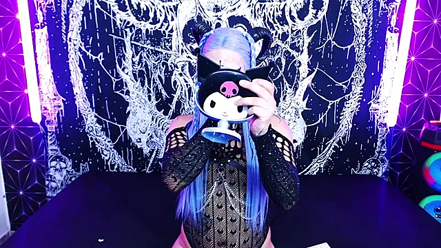naomi satan online show from 11, 6, 2026