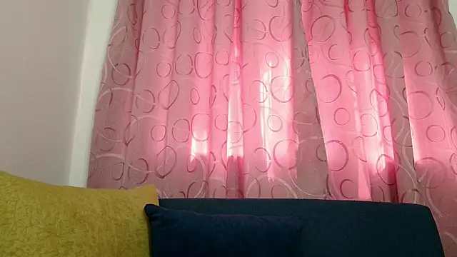 Snapshot of TifanyQueen_ chatting on 16, 9, 2025 TifanyQueen  online show from 16, 9, 2025