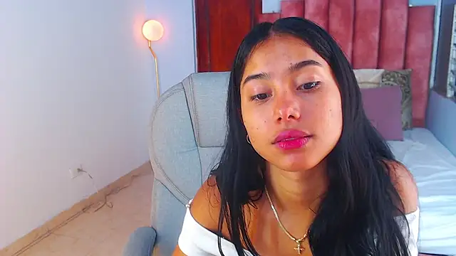 Milaa Star  online show from 3, 10, 2025