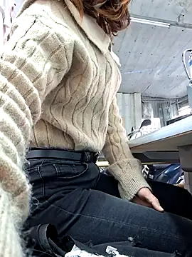 irina hana online show from 7, 1, 2026