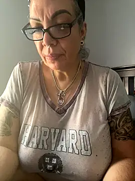 dieseldame1313 online show from 13, 11, 2025