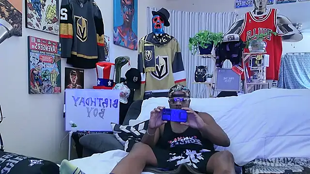 Snapshot of Str8ishVegasGuy chatting on 21, 10, 2025 Str8ishVegasGuy online show from 21, 10, 2025