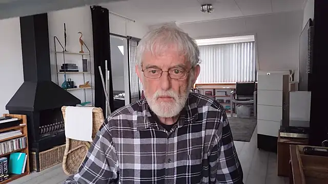 Snapshot of ewaldwillems99 chatting on 2, 4, 2026 ewaldwillems99 online show from 2, 4, 2026