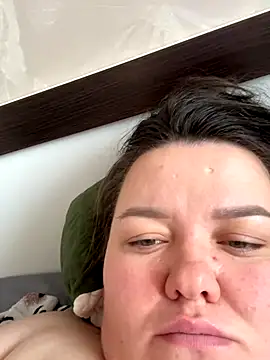 SunnyLeila2101 online show from 10, 9, 2025