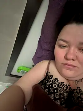 SunnyLeila2101 online show from 27, 11, 2025