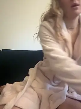 Snapshot of shokatt666 chatting on 23, 12, 2025 shokatt666 online show from 23, 12, 2025