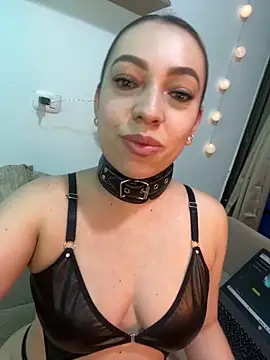 Moon Blake online show from 12, 9, 2025