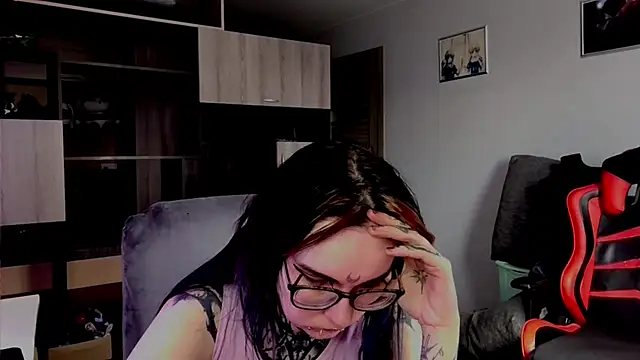 Snapshot of HighelikeGirl chatting on 16, 9, 2025 HighelikeGirl online show from 16, 9, 2025