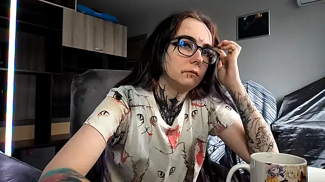 Snapshot of HighelikeGirl chatting on 29, 9, 2025 HighelikeGirl online show from 29, 9, 2025