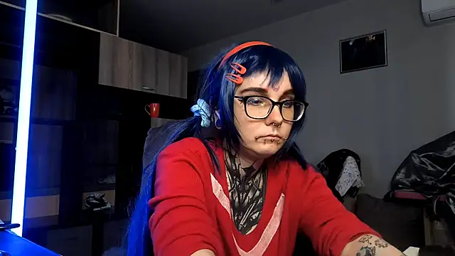 Snapshot of HighelikeGirl chatting on 4, 10, 2025 HighelikeGirl online show from 4, 10, 2025