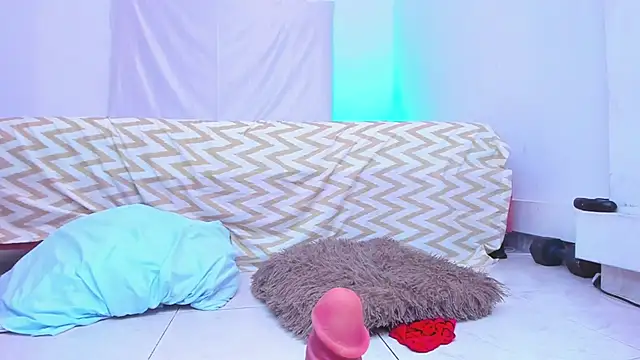 KingStark  online show from 3, 10, 2025