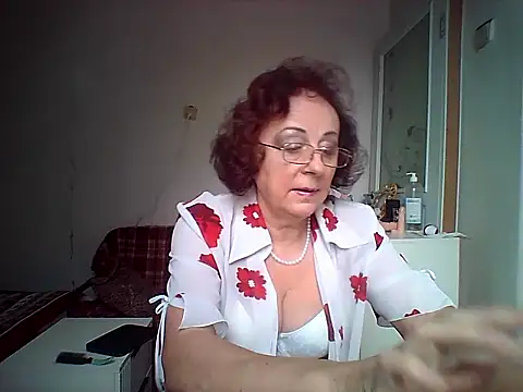 Julia54391 online show from 19, 10, 2025