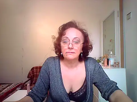 Julia54391 online show from 20, 10, 2025