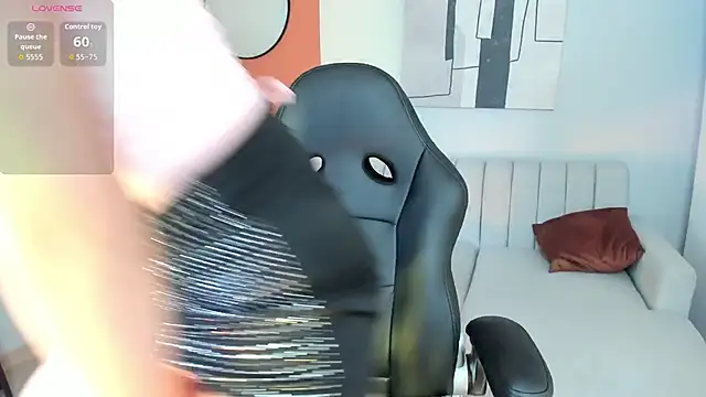 marie bass online show from 8, 10, 2025