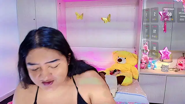 Snapshot of LilyWhitney chatting on 16, 7, 2026 LilyWhitney online show from 16, 7, 2026