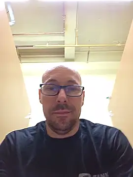 frenchy stud online show from 23, 6, 2026