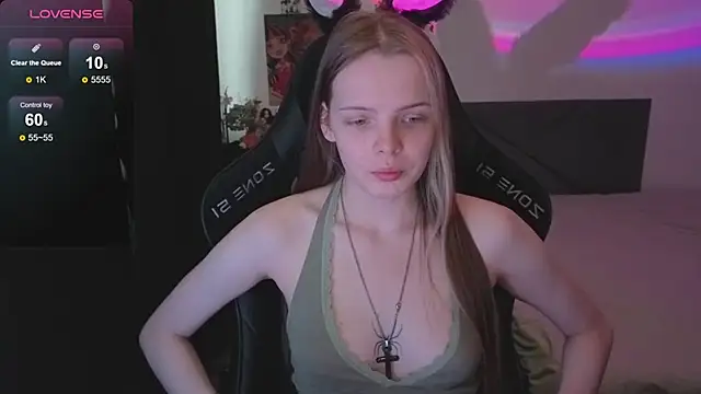 Luna Navy online show from 3, 12, 2025