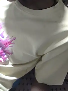 POOJACOUPLE online show from 17, 10, 2025