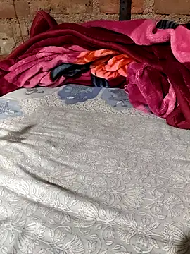 POOJACOUPLE online show from 21, 12, 2025