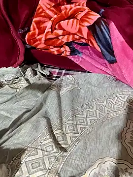 Snapshot of POOJACOUPLE chatting on 31, 1, 2026 POOJACOUPLE online show from 31, 1, 2026