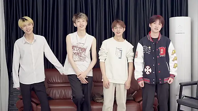 Beautifulboys-777 online show from 13, 4, 2026