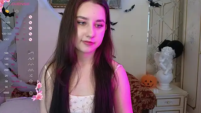 Eva Maller online show from 4, 11, 2025