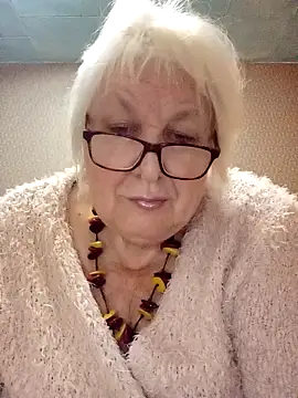 Alexia64231 online show from 27, 10, 2025