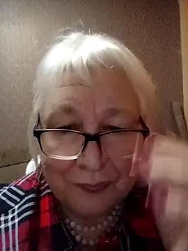 Alexia64231 online show from 9, 11, 2025