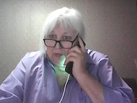 Snapshot of Alexia64231 chatting on 9, 3, 2026 Alexia64231 online show from 9, 3, 2026