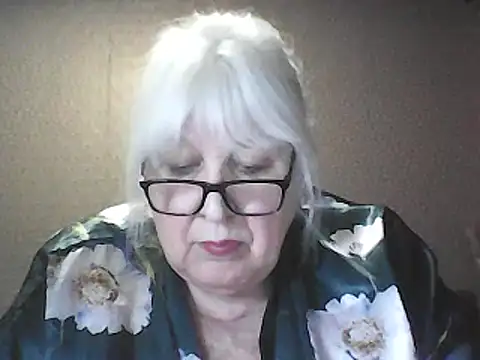 Snapshot of Alexia64231 chatting on 4, 4, 2026 Alexia64231 online show from 4, 4, 2026