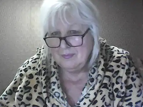 Snapshot of Alexia64231 chatting on 6, 4, 2026 Alexia64231 online show from 6, 4, 2026
