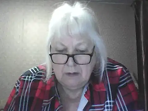 Snapshot of Alexia64231 chatting on 14, 4, 2026 Alexia64231 online show from 14, 4, 2026