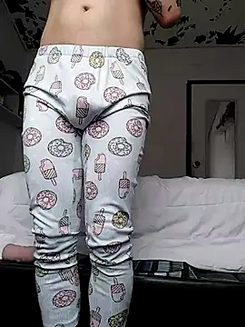 oxxy jean online show from 14, 6, 2026