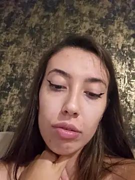 Virgin Pussy Horny online show from 9, 10, 2025