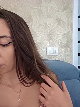 Virgin Pussy Horny online show from 21, 10, 2025