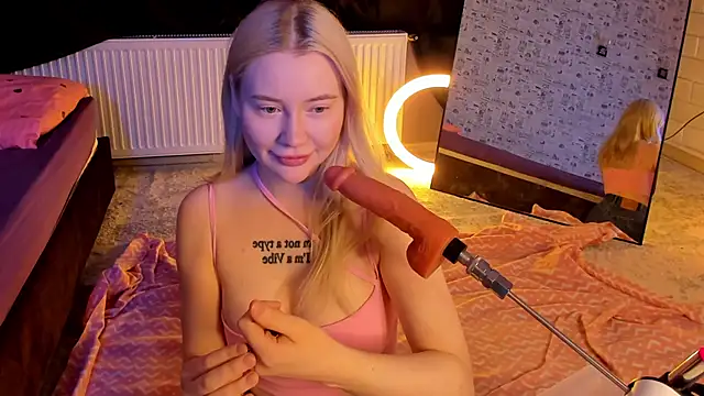 Lillie Berry online show from 26, 2, 2026