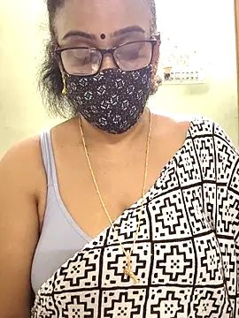 sweet-lotus online show from 4, 2, 2026