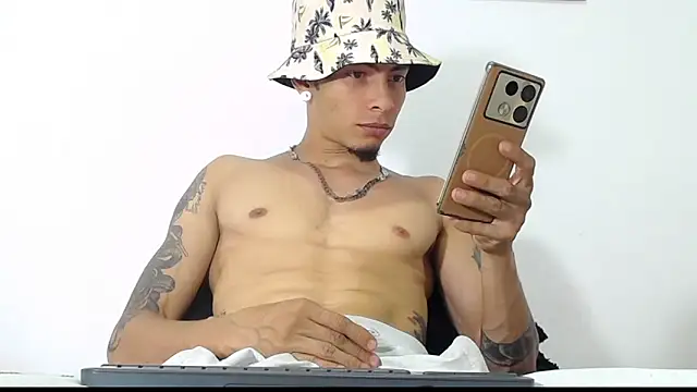 Daniel laverde online show from 28, 10, 2025