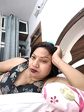 Cute-Janvi20 online show from 8, 4, 2026