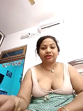 Cute-Janvi20 online show from 13, 4, 2026