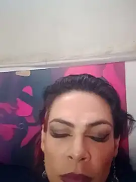 Veronnaink online show from 28, 10, 2025